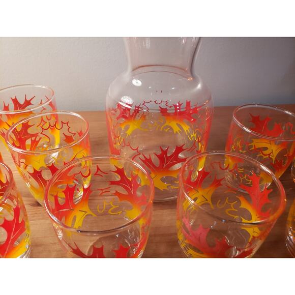 60's Federal Glass Handi-Serv Juice Carafe Pitcher & 9 Juice Glasses Fall Leaves - Picture 5 of 5